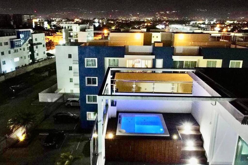 Ferienwohnung Spectacular Penthouse With Private Jacuzzi Terrace Santiago De Los Caballeros Exterior foto